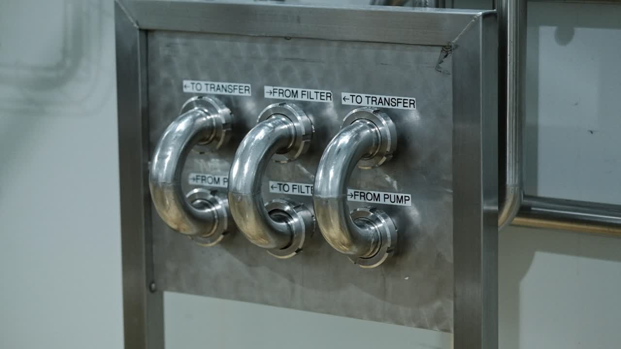 A transfer manifold in a factory