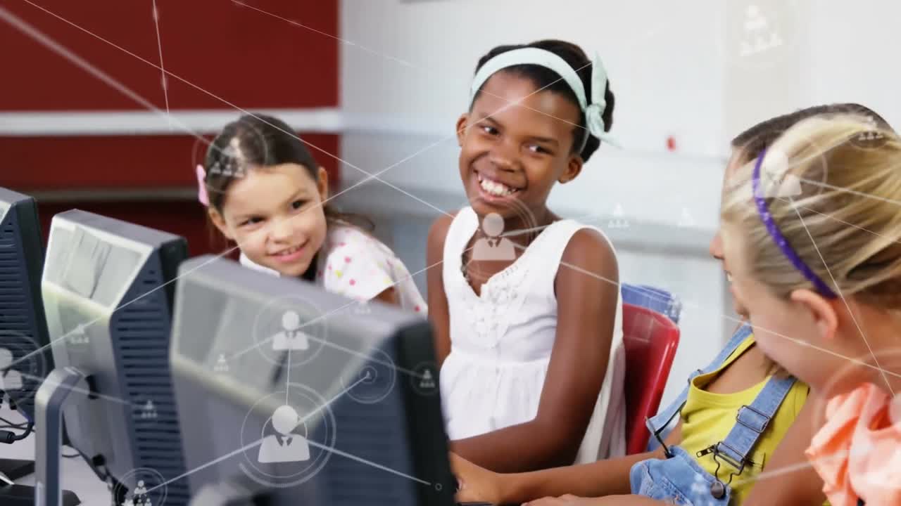 Animation of network of connections over schoolchildren using computer