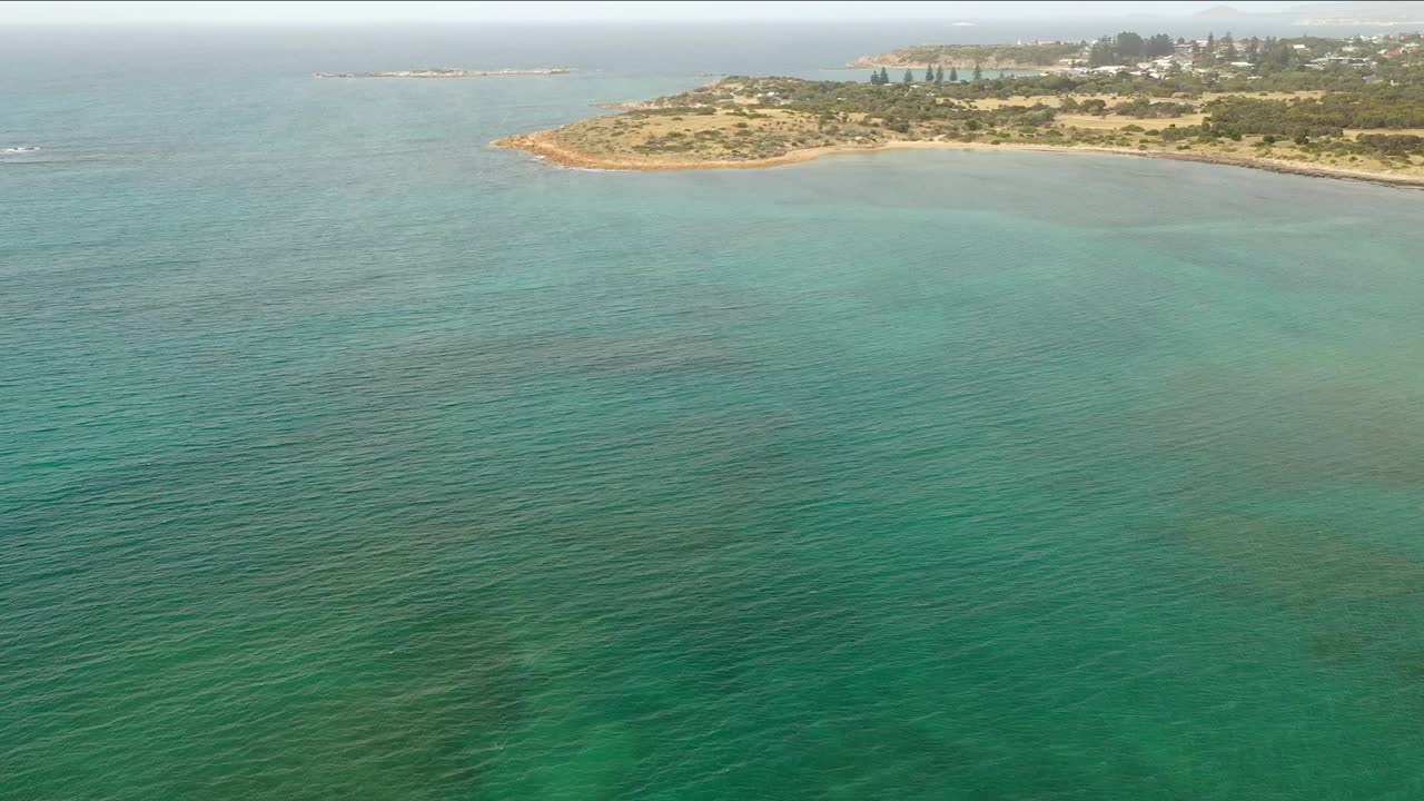 vídeo hiperlapso de tiempo sobre la bahía de encounter, australia del sur, australia