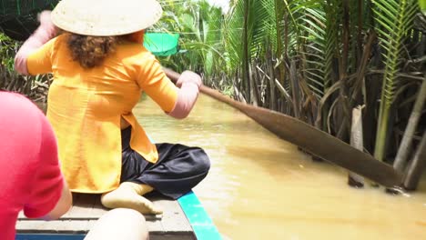 Barco-Del-Delta-Del-Mekong