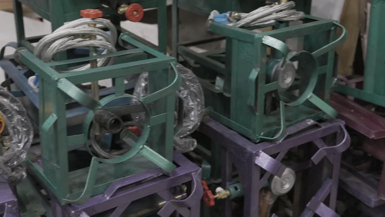 Metal Single Burner Gas Stove for Cooking Indoor and Outdo for sale at retail shop