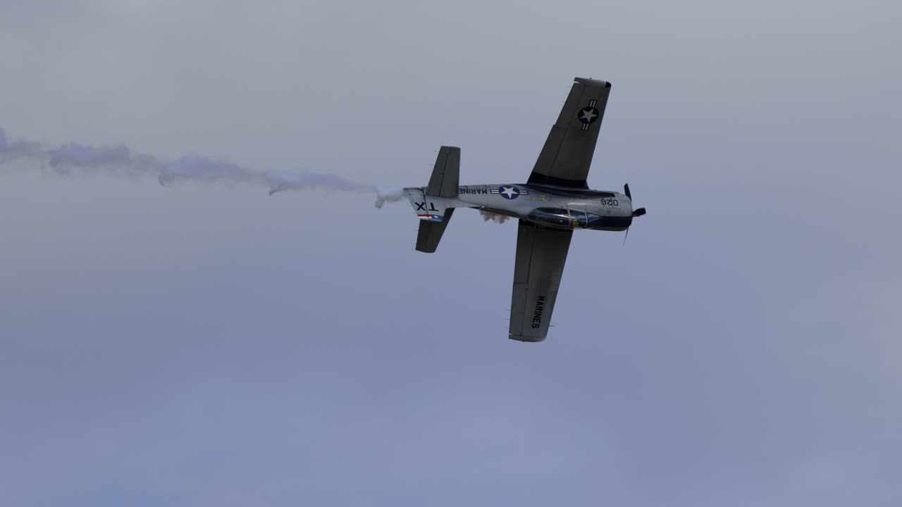 t-28 trojan barrel roll airshow