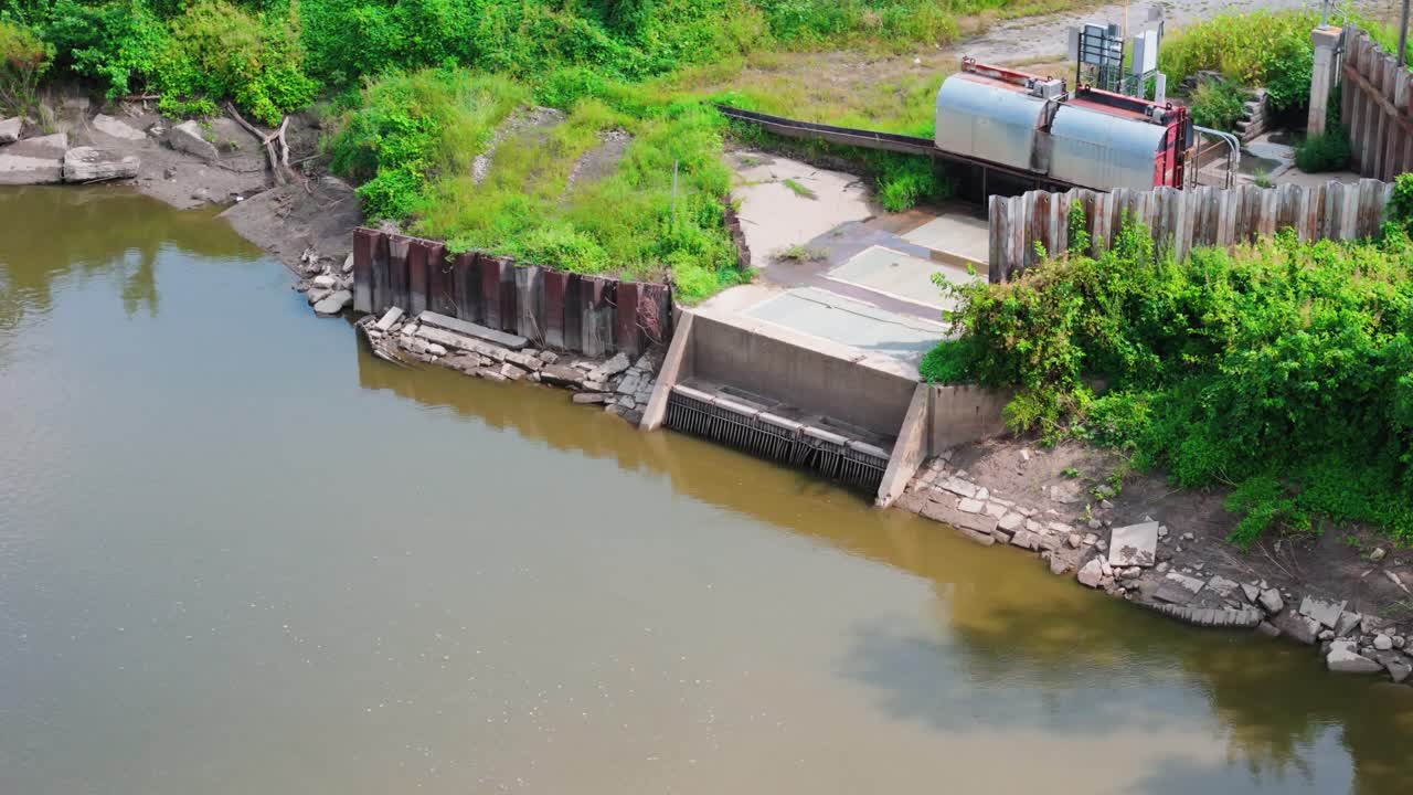 Drone footage of an iowa river watershed. Drinking water for the state