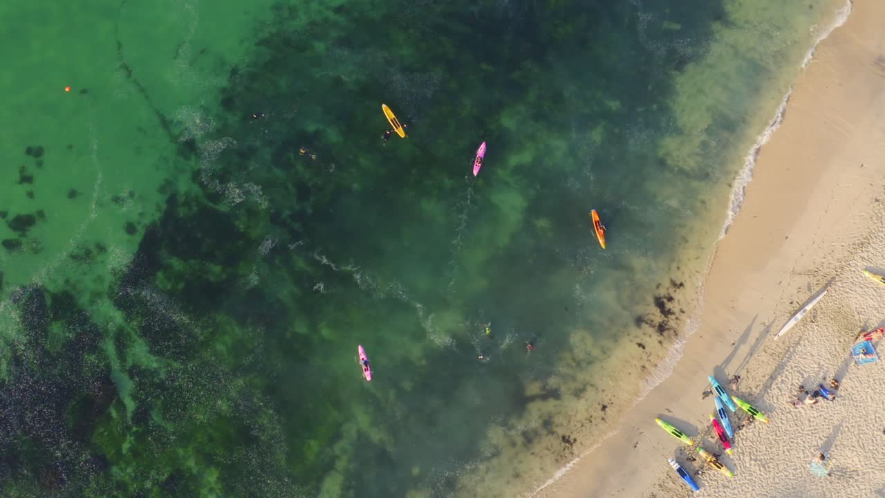 marazion 영국 항공에서 타고 서퍼 산호초 떼