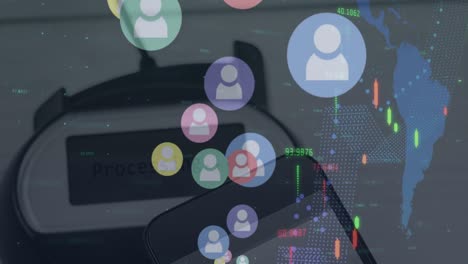 animación del procesamiento de datos a través de un teléfono inteligente