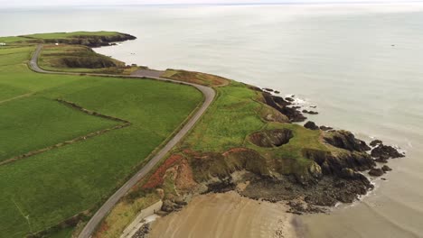 Waterford:-Der-Copper-Coast-Drive-Mündet-In-Die-Kilmurrin-Cove