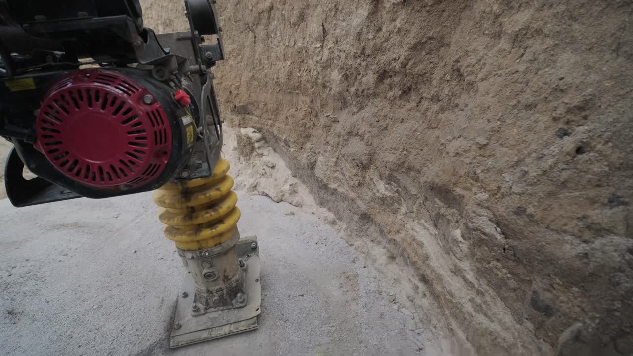 trabajos de excavación, compactación del suelo