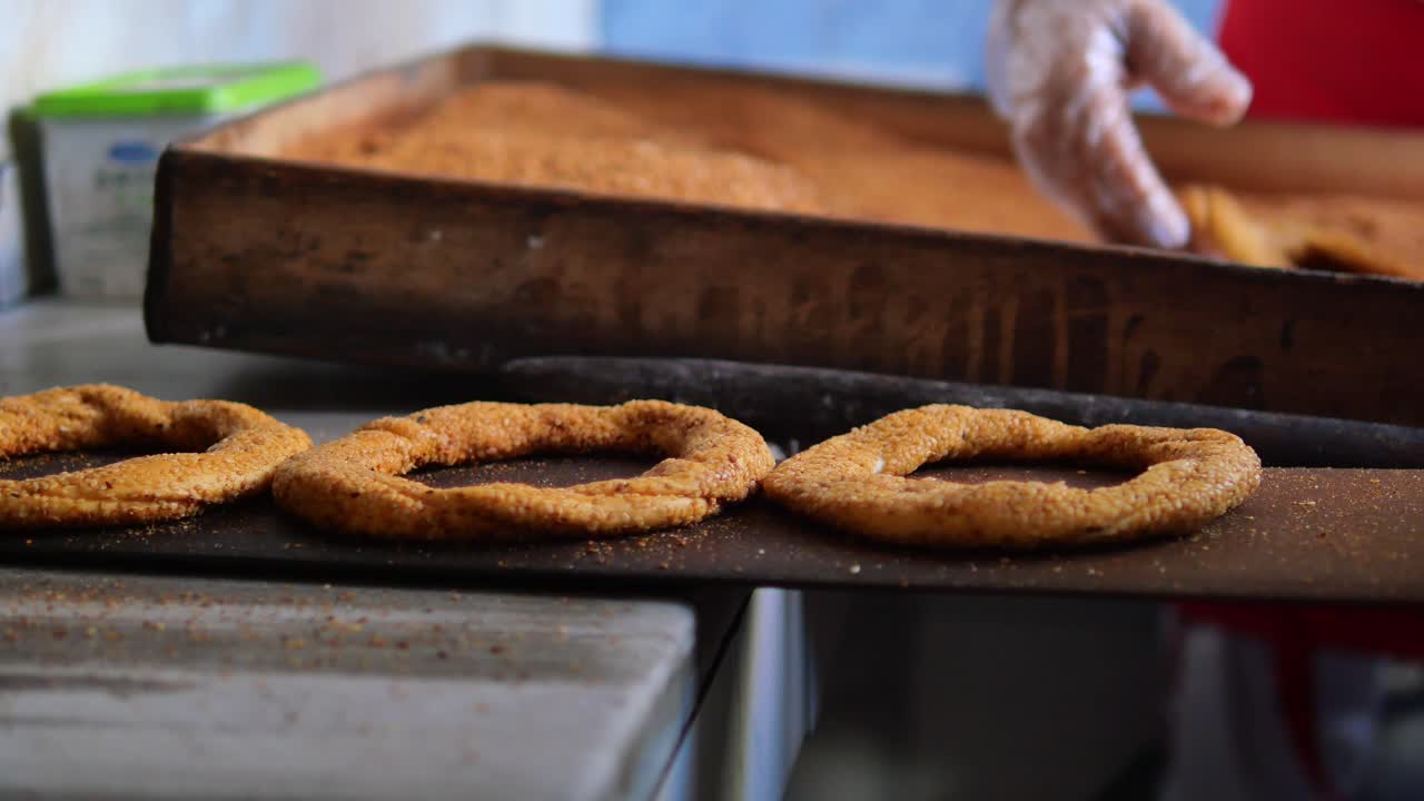 Simit preparation