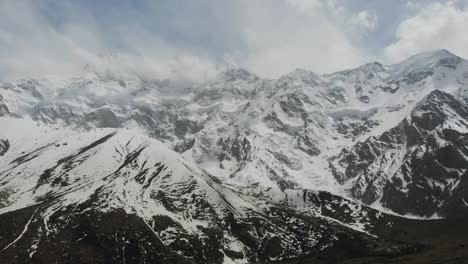 campamento base de nanga parbat en pakistán