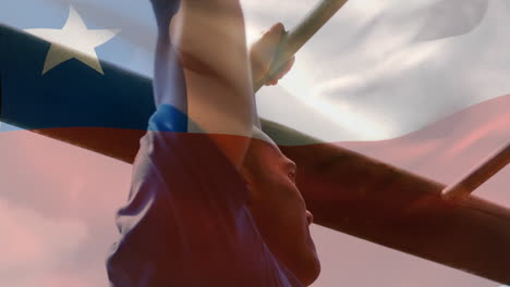 animación de la bandera ir chile sobre hombre musculoso fuerte haciendo pull ups