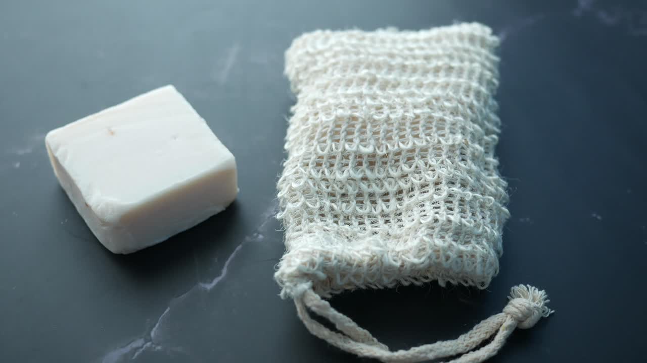 천연 비누와 루파