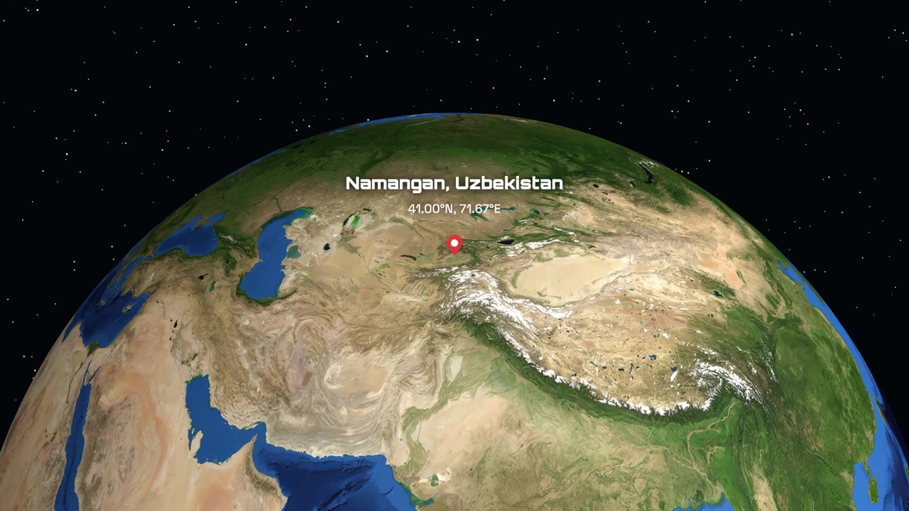 Animazione digitale che zooma dallo spazio verso la Terra, individuando Namangan, Uzbekistan con un indicatore rosso.