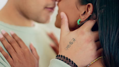 amor, sonrisa y cuidado con la cara de una pareja