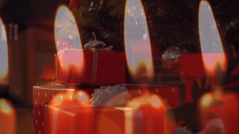 Animation-Von-Kerzen-über-Weihnachtsbaum-Und-Geschenken