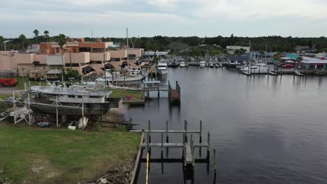 Aerial-view-of-Tarpon-bayou-in-Tarpon-Springs,-Florida