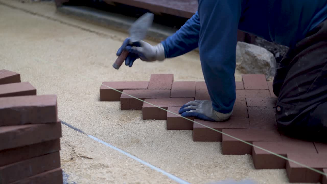 Bricklaying construction