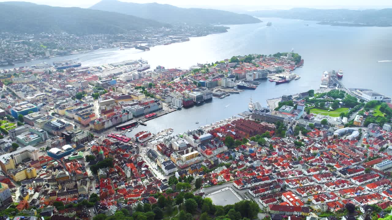 베르겐 (bergen) 은 노르웨이 서해안의 호르달랜드에 있는 도시이자 지방자치단체이다. 베르겐은 노르웨이에서 두 번째로 큰 도시이다.