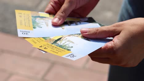 sequence of exchanging tickets between hands