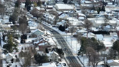 Christmas-snow-during-holiday-season-in-USA