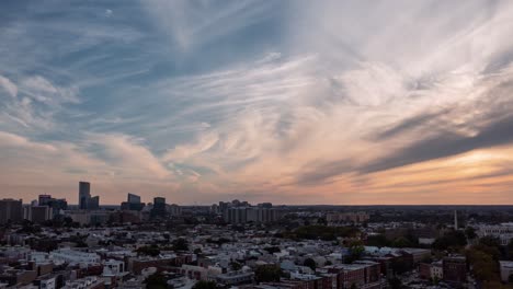 hiperlapso aéreo de la puesta de sol de filadelfia 4k