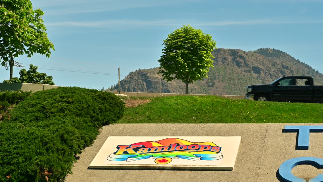The Visual Gateway to Kamloops: The Steady Shot of the City's Distinct Sign