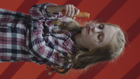 girl eating a carrot