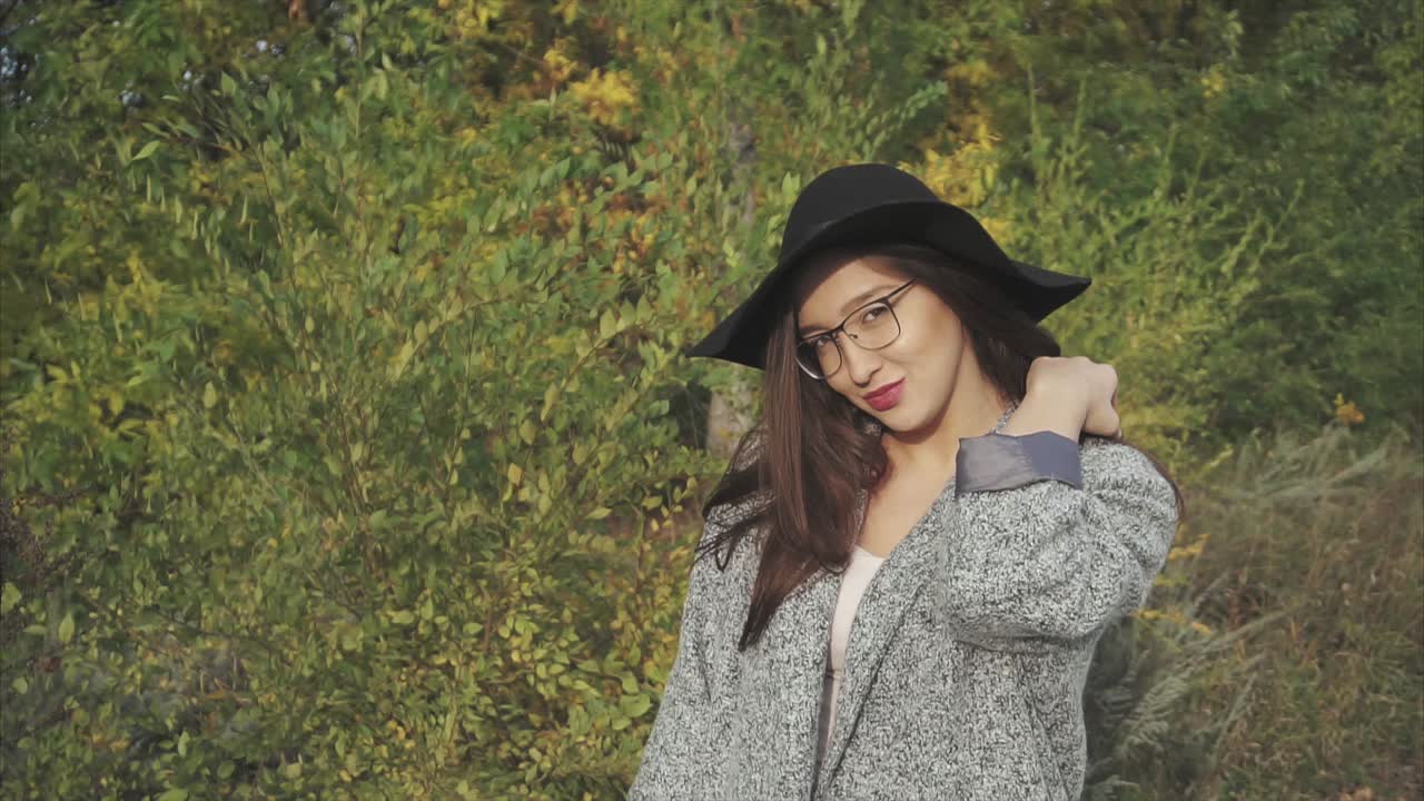 가 공원에서 여자