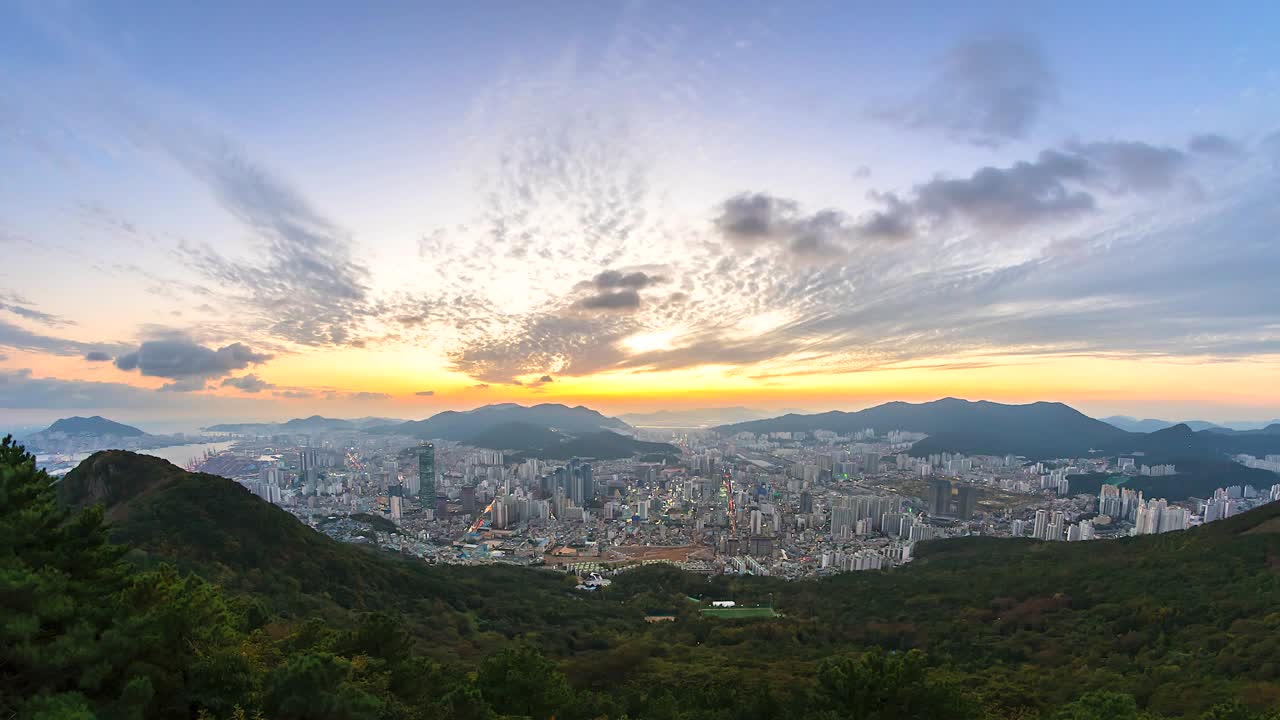 4k. vista del lapso de tiempo de la ciudad de busan paisaje urbano de corea del sur