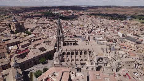 Half-Aerial-Orbit-Around-Santa-Iglesia-Catedral-Primada-De-Toledo-In-Spain