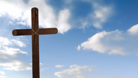 animación de cruz cristiana de madera sobre nubes azules que se mueven en el fondo