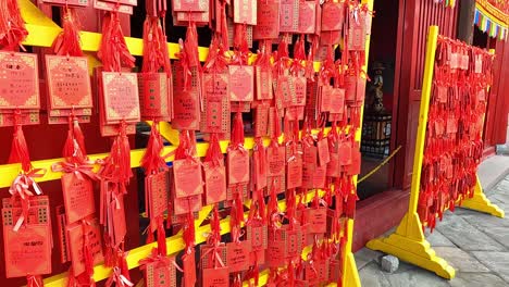 worhip at confucius shrine in nagasaki, japan