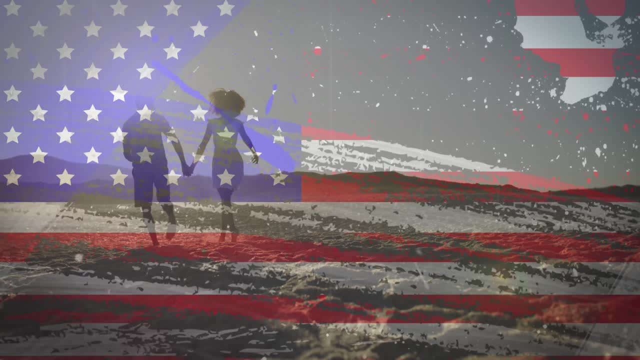 해변에서 함께 달리는 손을 잡고 있는 커플을 상대로 장애 효과가 있는 미국  ⁇ 발