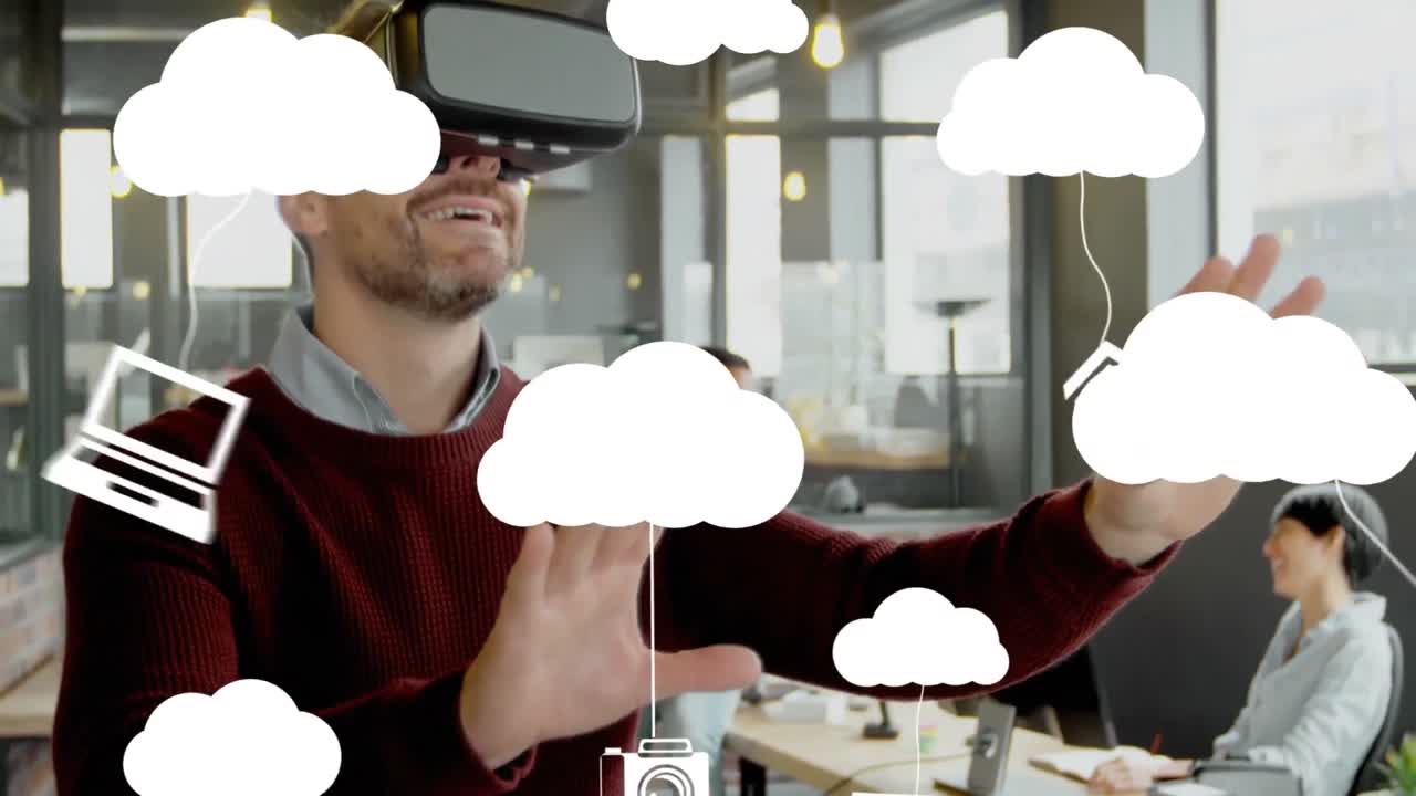 animación de iconos de las redes sociales sobre un hombre caucásico que usa auriculares vr