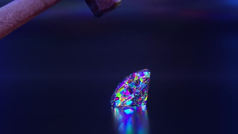 escultura de diamante abstracta