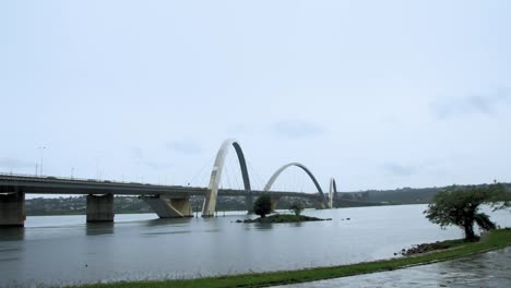 jk juscelino kubitschek bridge in brasilia - wide view - cloudy day in brasilia - tilt shot