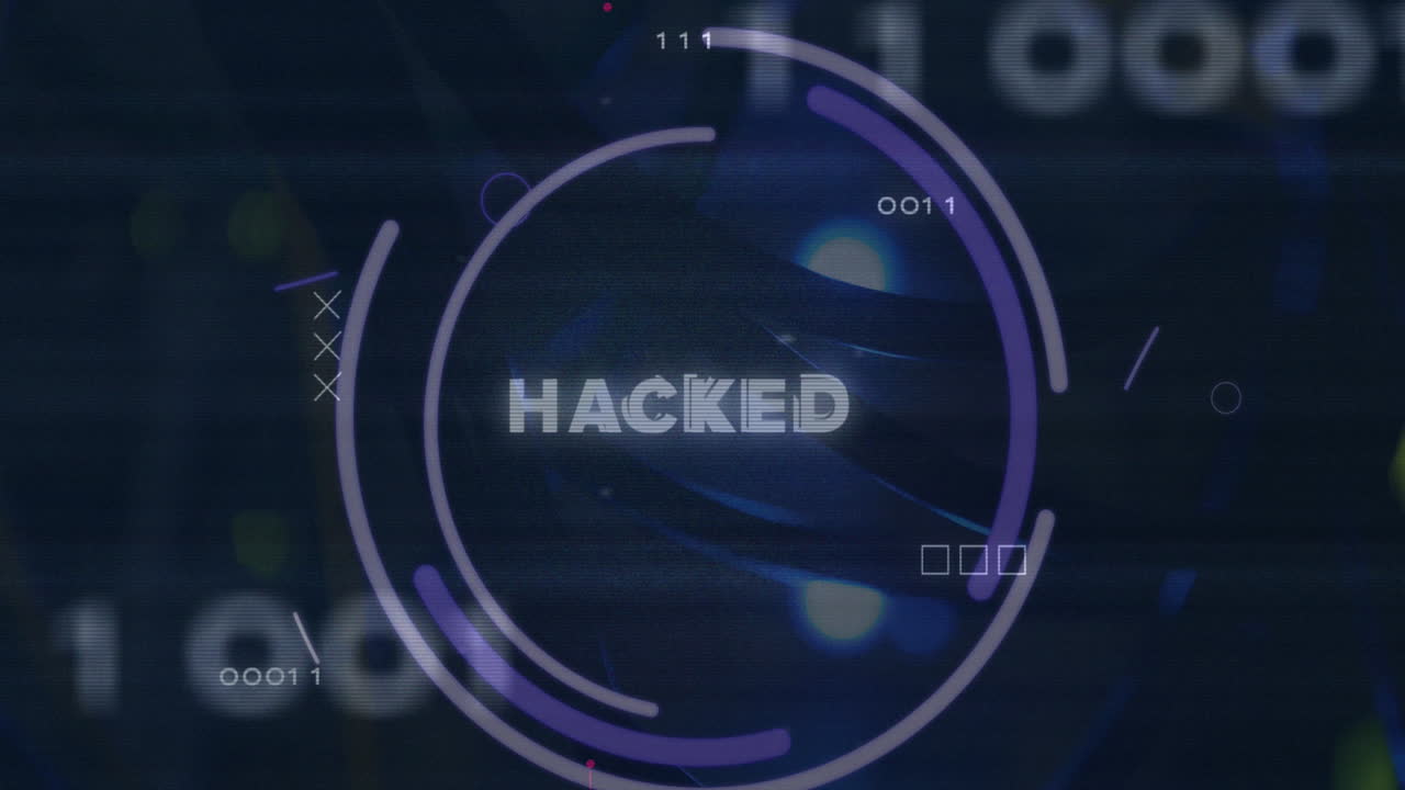 animación de texto hackeado y procesamiento de datos sobre la placa base de la computadora