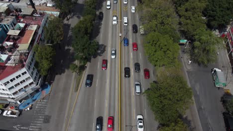 Top-View-Of-Busy-Main-Street-Of-Circuito-Interior-Avenue,-Mexico-City