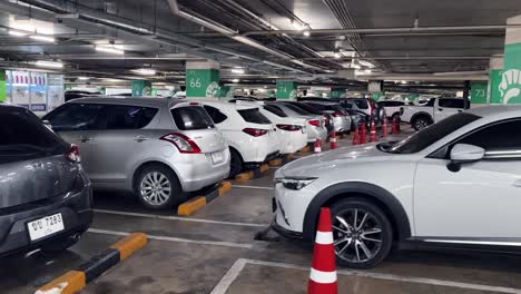 estacionamiento subterráneo