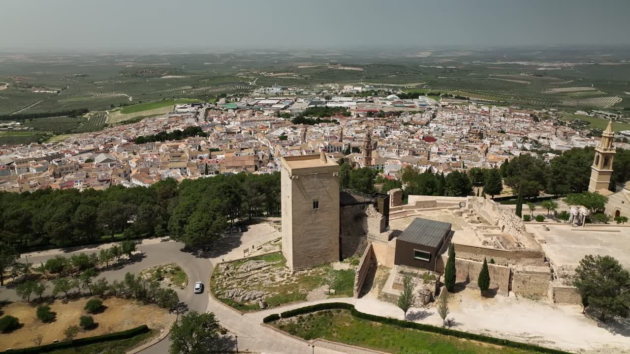 pueblo andaluz donde se fabrican la mayoría de los polvorones que se consumen en toda españa y el extranjero vídeo realizado por el mavic 3 en c4k y sin corrección de color