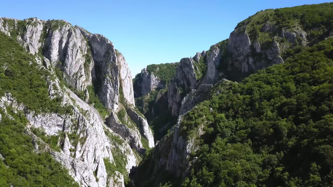 투르다 협곡(turda gorge)의 놀라운 공중 전망