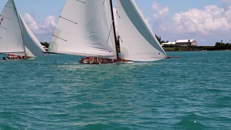 sailing in bermuda