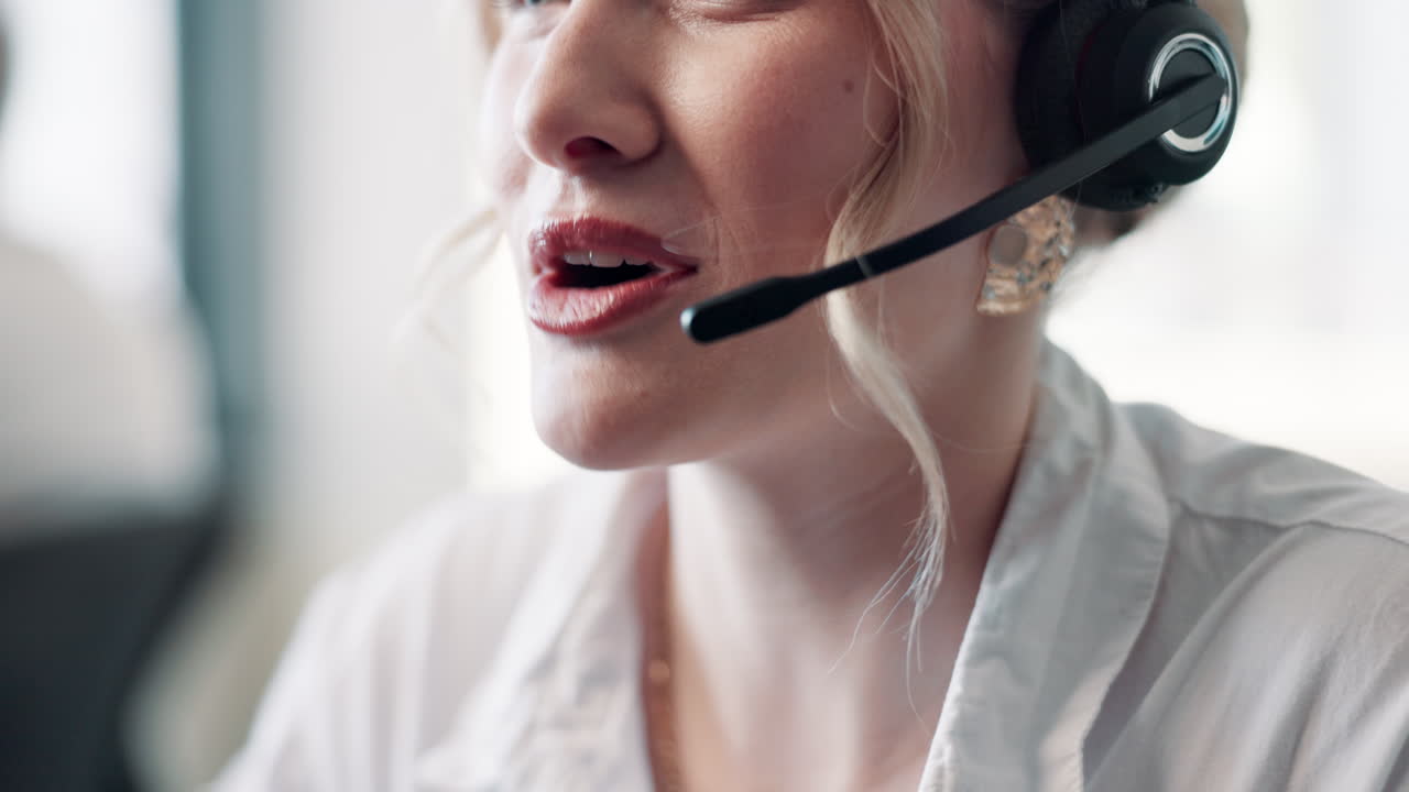 Kundeservicerepresentant med headset