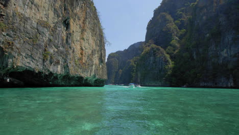 vistas de la laguna pileh en tailandia