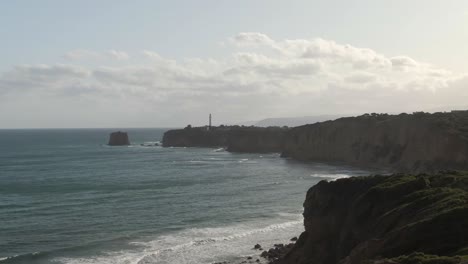 4k-Leuchtturm-Auf-Einer-Klippe