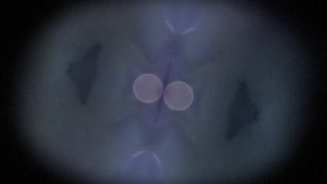 múltiples puntos fuera de foco de luz y partículas brillantes