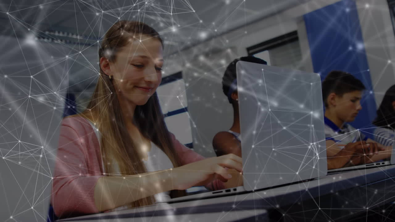 animación de redes de conexiones con iconos sobre niños de escuela que usan computadoras portátiles