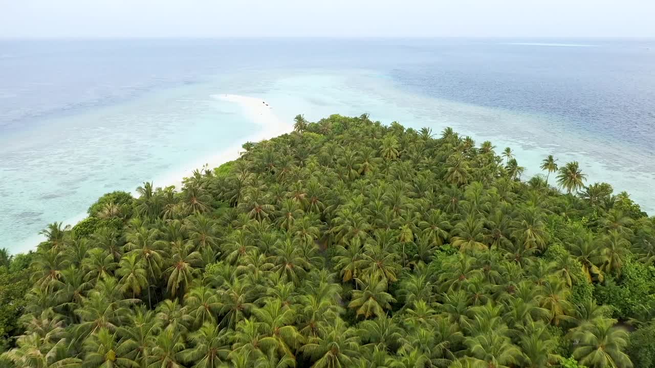 Vista aérea de la hermosa isla de Maldivas