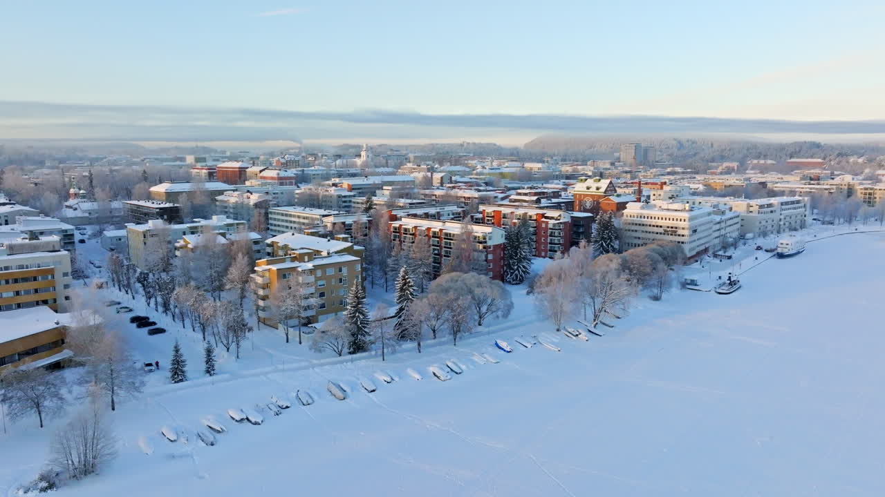 겨울 에 눈 인 도시 의 공중 풍경