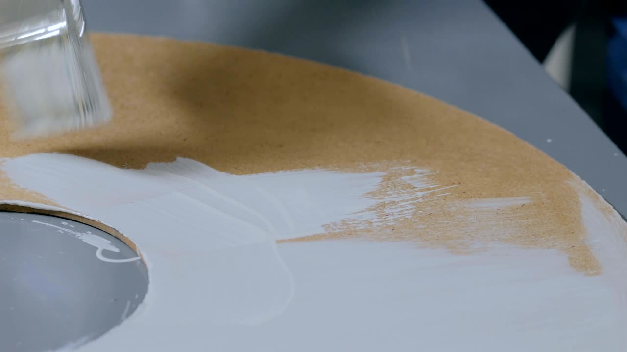 전문 여성 장식가, 디자이너 그림 목조 원 장식