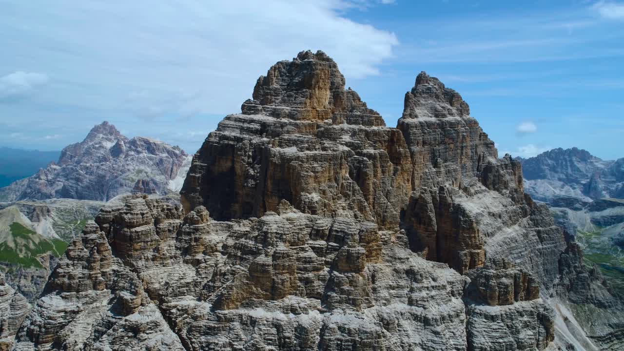 Nationaler Naturpark Drei Zinnen in den Dolomiten. Schöne Natur Italiens.